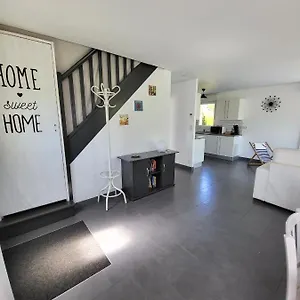 https://maison-la-fresnais.inbrittany.com